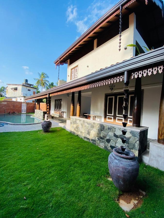Thaprobana Villa Tangalle - Private Villa ภายนอก รูปภาพ